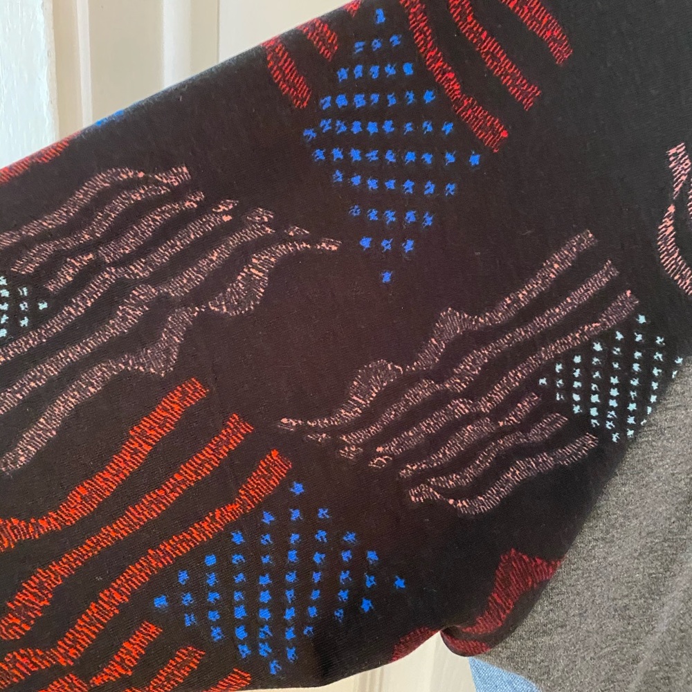 LuLaRoe Randy - Picture 3 of 4